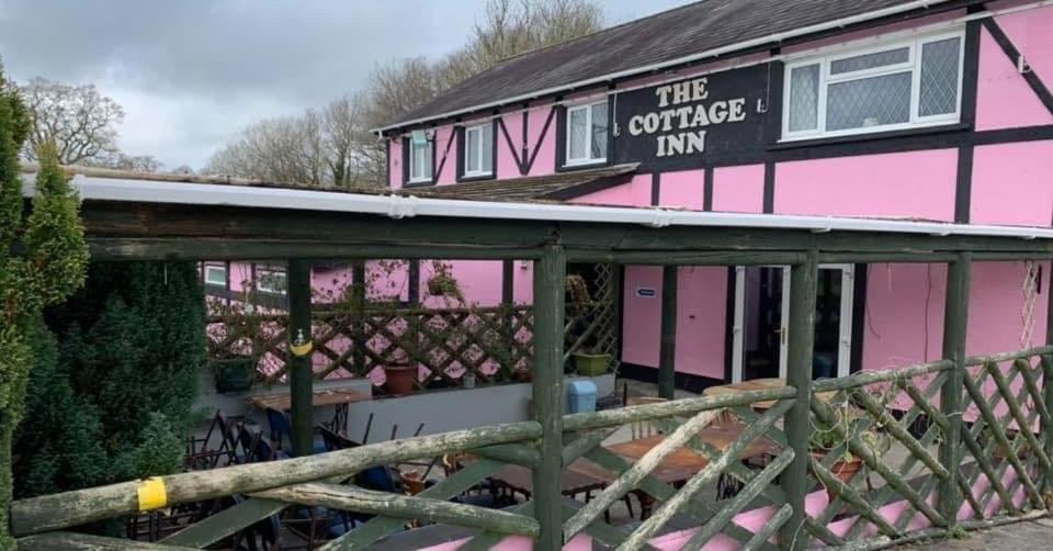 The Cottage Inn Llandeilo Exterior foto